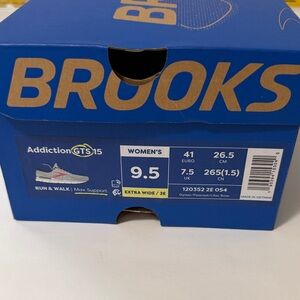 Brooks Oyster/Peacoat/ Lilian Rose Addiction GTS 15 Shoe Box